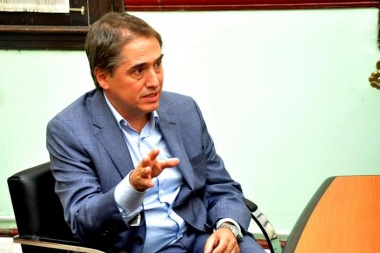 Lorenzino: “Discutir aumentos es irresponsable, la gente no aguanta más”