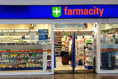 El Defensor del Pueblo denunció "maniobras" de Farmacity para instalarse en la provincia