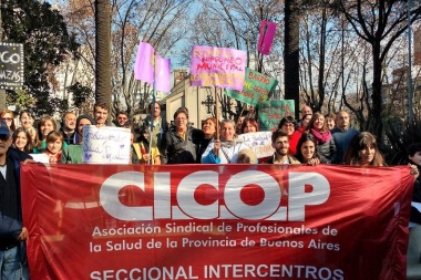 Médicos bonaerenses reiteran el reclamo por la apertura de las paritarias