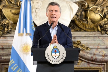 Macri anunció una reducción del 25% de cargos políticos del Estado Nacional