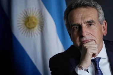 Fernández tomará juramento a Rossi como Jefe de Gabinete de Ministros