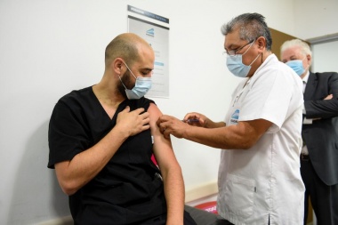 Los trabajadores vacunados podrán retomar la actividad presencial