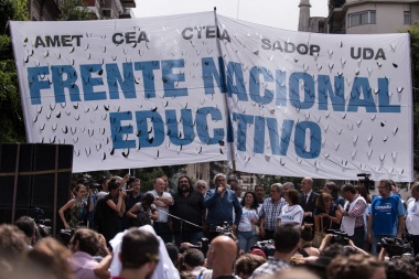 Los docentes bonaerenses cumplen su segunda jornada de paro