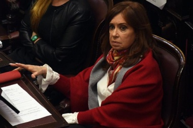 La UIF pidió reabrir la investigación a Cristina Kirchner por enriquecimiento ilícito