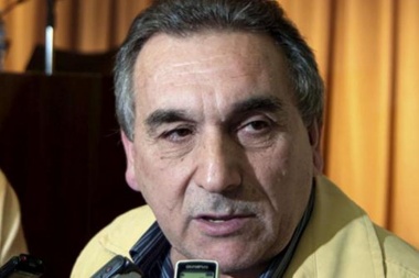 Schmid: "Hace 30 o 40 años que los jubilados pagan los platos rotos"