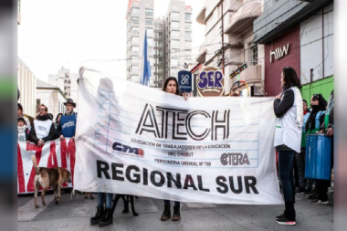 Paro docente de 48 horas en Chubut en reclamo de "urgente" recomposición salarial