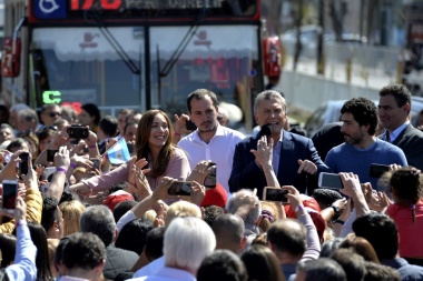 Junto a Vidal, Macri intentó mostrarse optimista de cara a las elecciones