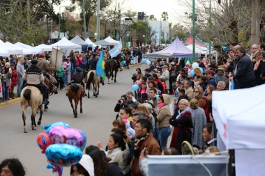Hernández festejó 130 años de historia con una colorida jornada familiar
