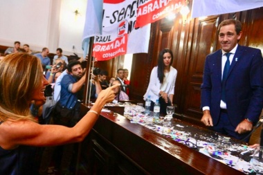 Tolosa Paz cruzó a Garro: “Julio, te quedan nueve meses, ponete a trabajar”