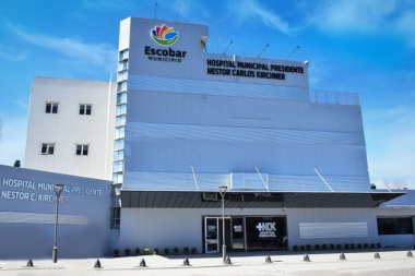 Fernández inaugura un nuevo hospital municipal de Escobar