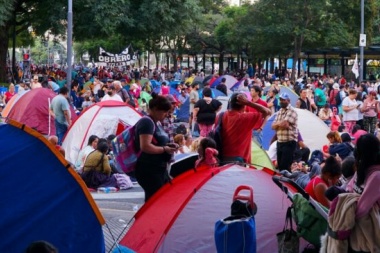 Organizaciones sociales y piqueteros acamparán en la 9 de Julio