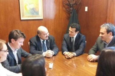 Chaves y Martelli se reunieron con las autoridades de la UNLP