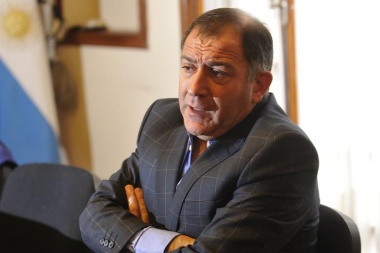 Luis Juez fue desplazado de su cargo de embajador en Ecuador
