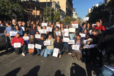 Los periodistas platenses se solidarizaron con los trabajadores de Télam