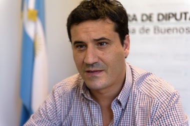 Abad: “Es irresponsable decir que la Provincia está ahorrando dinero en Salud”