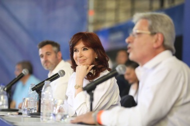 "Voy a hacer lo que tenga que hacer para que el pueblo recupere la alegría", dijo Cristina Kirchner