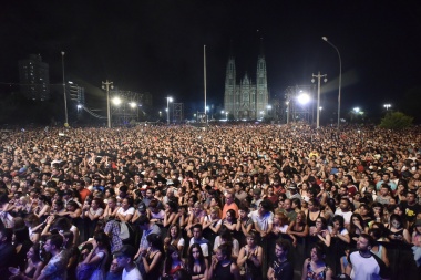 Más de 200 mil vecinos participaron en los festejos por el 137° Aniversario de La Plata