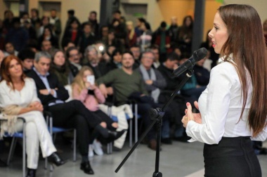 Victoria Onetto asumió la Secretaría de Cultura de Avellaneda