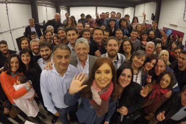 Cristina Kirchner pidió el ingreso de Jorge Taiana al Senado
