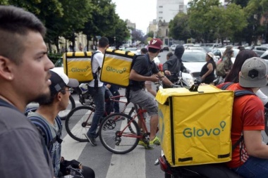 Buscan regular el trabajo de las empresas de delivery y mensajería