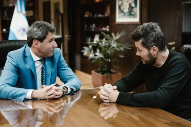 Luego de la invitación de Alternativa Federal, Tinelli se reunió con Uñac