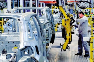 La industria cayó un 8,8% en abril