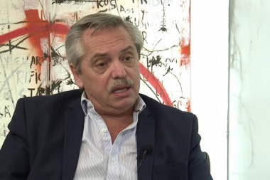 Alberto Fernández afirmó que no le parece "razonable" reducir el IVA "indiscriminadamente"