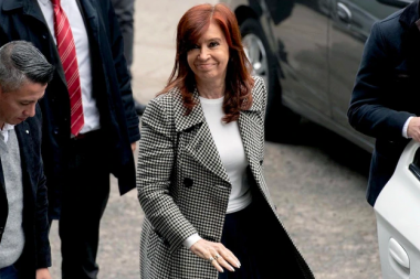 Cristina Kirchner vuelve a pedir la transmisión en vivo de su declaración