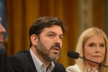 Bianco le pidió a la oposición que acompañe las emergencias de Kicillof