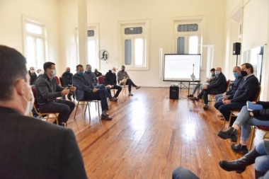Garro reunió al comité de crisis para analizar la situación epidemiológica