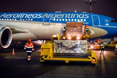 Aerolíneas Argentinas prepara su cuarto vuelo para traer la vacuna Sputnik V