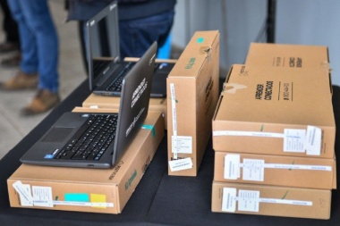 Con el Plan Juana Manso se entregarán 633.000 computadoras a estudiantes de todo el país