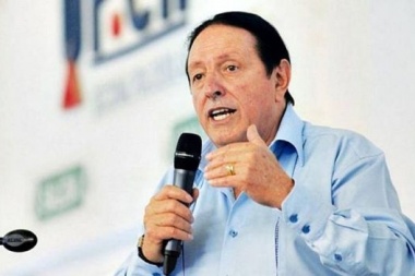 UPCN pide vacunas para trabajadores esenciales y paritarias