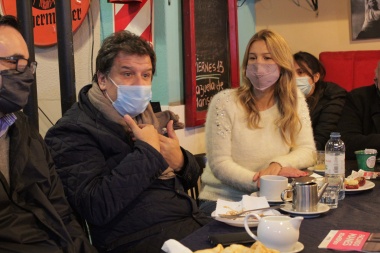 Facundo Manes de recorrida por Hurlingham