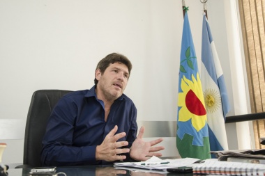 Castello opinó sobre la situación en Ucrania: “Putin es el nuevo Stalin”