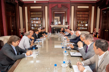 La Provincia y los colectiveros analizan implementar botones antipánico