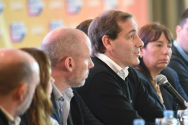 Garro presentó sus propuestas para la ciudad de La Plata