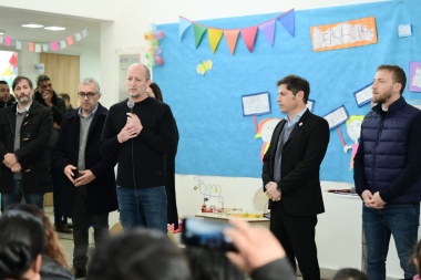 Insaurralde, Kicillof y Otermín inauguraron un Jardín en Lomas de Zamora