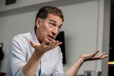 "Nuestro deber es ayudar y darle herramientas al Presidente", aseguró Santilli