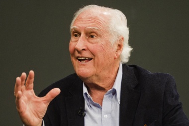 Pino Solanas: “Macri está continuando los grandes proyectos de Cristina”