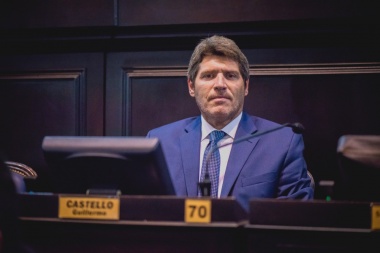 Castello denunció que Scioli malversó fondos educativos para hacer campaña