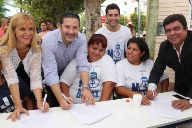 Espinoza bajó su candidatura y se aproxima la unidad del PJ Bonaerense