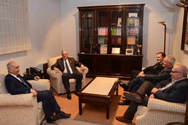 El Vicegobernador  se reunió con las autoridades del Colegio de Escribanos