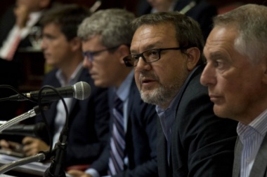 Ratificaron a Costa como presidente del Bloque Cambiemos en el Senado