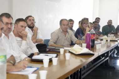 Intendentes peronistas del interior se enfrentan a Vidal por el Pacto Fiscal