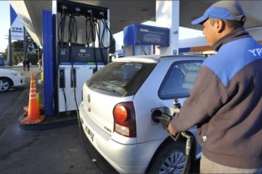 YPF aumentó los precios de las naftas un 3% en todo el país