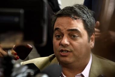 Triaca dijo que el paro de la CGT  "No resuelve nada"