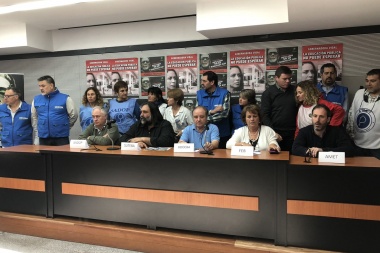 Tras el decreto de Vidal, los gremios docentes anunciaron un paro de 48 horas