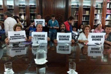 Los gremios docentes rechazaron la oferta salarial de Vidal