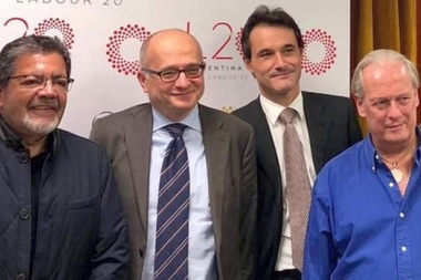 La CGT se reunió con la misión del FMI